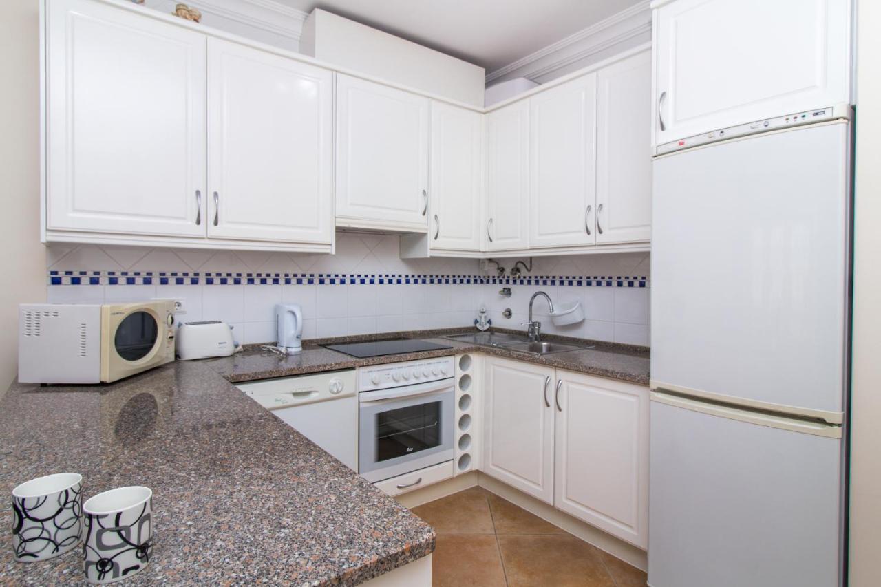Oura Sunrise III Apartment - Sea View & Oura Beach & Top Location Albufeira Exterior foto